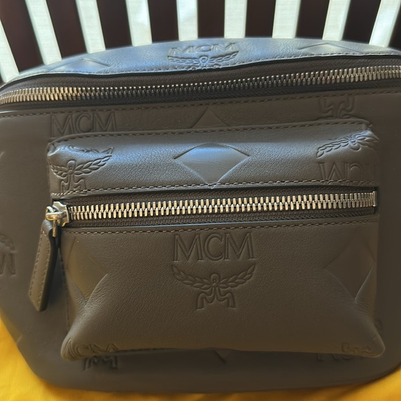 MCM Belt Bag - Picture 2 of 6